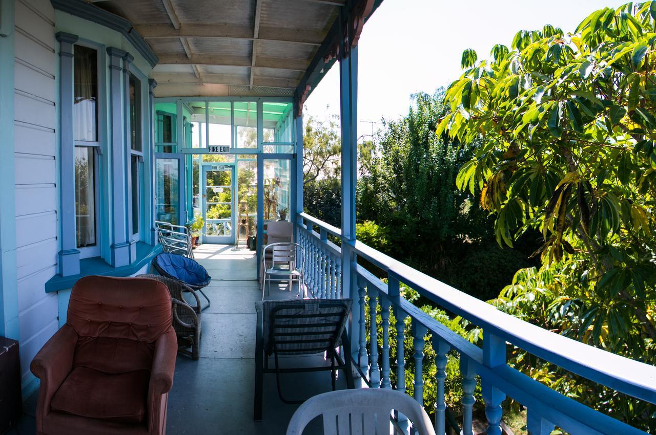 The Palace Backpackers Нелсън Екстериор снимка